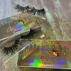 100% Mink lashes, 100% handmade, long lasting and lightweight.